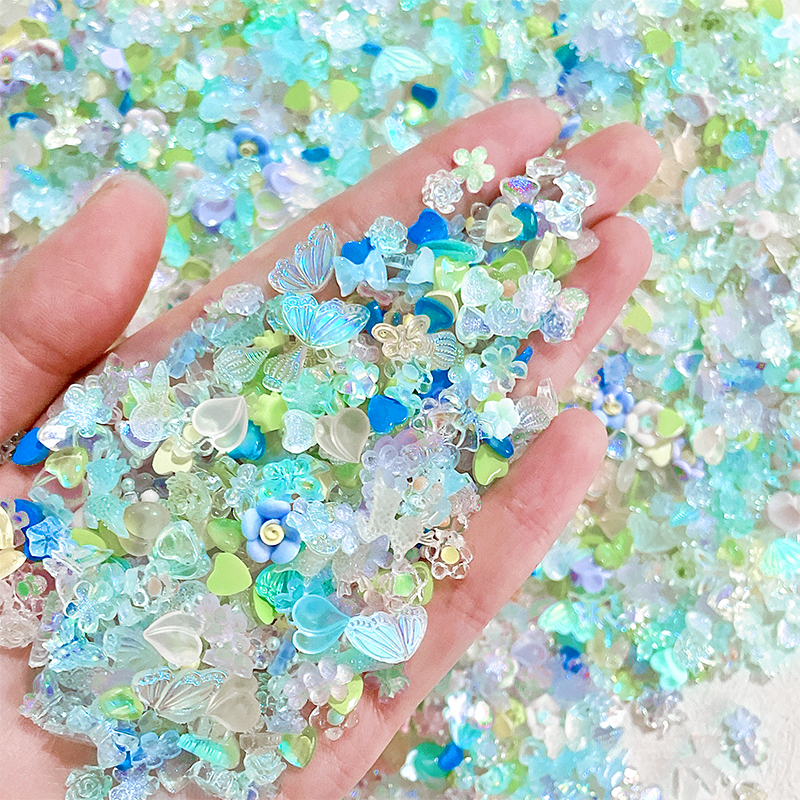 HOT BeliefMelief New style 100PCS Mixed Design 3D Arcylic Nail Art Decorations Hollow Heart Pearl Nail Graduated Color Charms Aurora Heart Manicure Tools