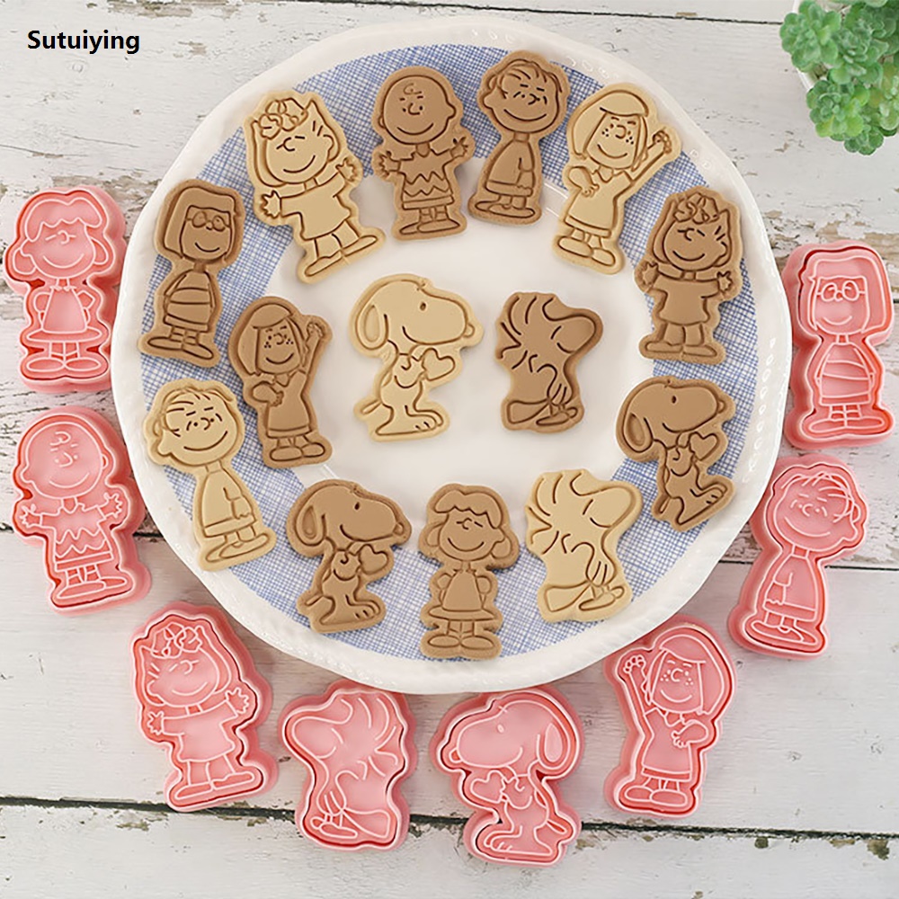 Sutuiying Sanrio Cookie Mold Hello Kitty Kuromi Snoopy Pikachu Cartoon 3D Hot Selling Fruit Cutter Model Toys Kitchen Party Baking Tools Accessories