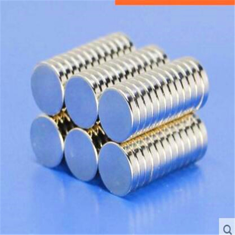 【New arrival】Direct selling Korean version of simple round earrings without earholes earrings earrings iron magnet men's ear clip
