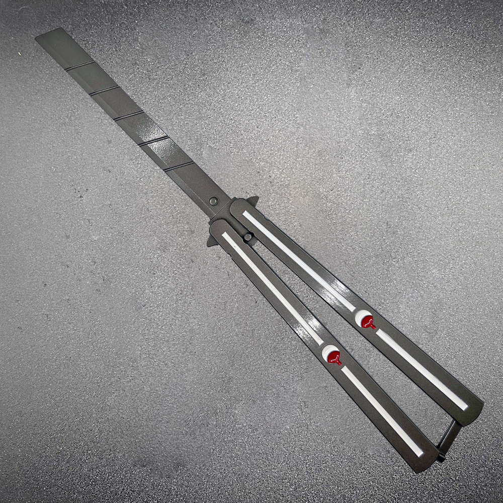 Butterfly KnifeBlade Toy / Non - Sharp Naruto Anime Series Uchiha Sasuke Clan And Sword Design For Collection