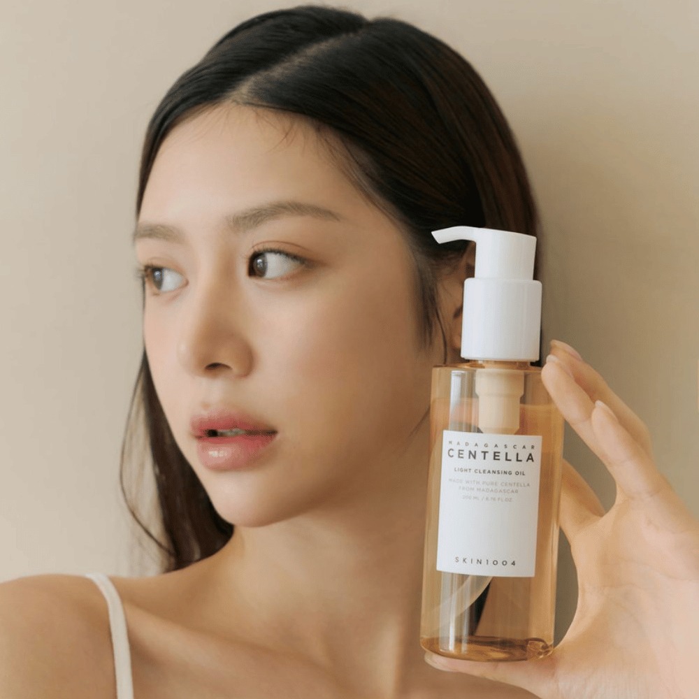 Madagascar Centella Light Cleansing Oil 200ML