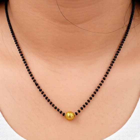 Gold Plated Mangalsutra Pendant Mangalsutra For Women | Mangalsutra Single Mangalsutra For Daily Use Black Mangalsutra New Design Mangalsutra Indian Mangalsutra Attractive Mangalsutra Simple Mangalsutra Behuli mangalsutra For Wedding Stylish Mangalsutra