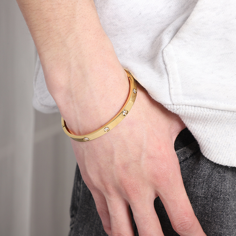 【Special offer】New Stainless Steel Bracelet Women's High-end Sense No Falling Bracelet Men's Fashion Simple Bracelet