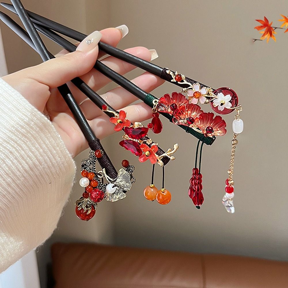 Classical Flower Wooden Hair Stick Red Tassel Hanfu Hairpin New Year Hanfu Headwear For Girl