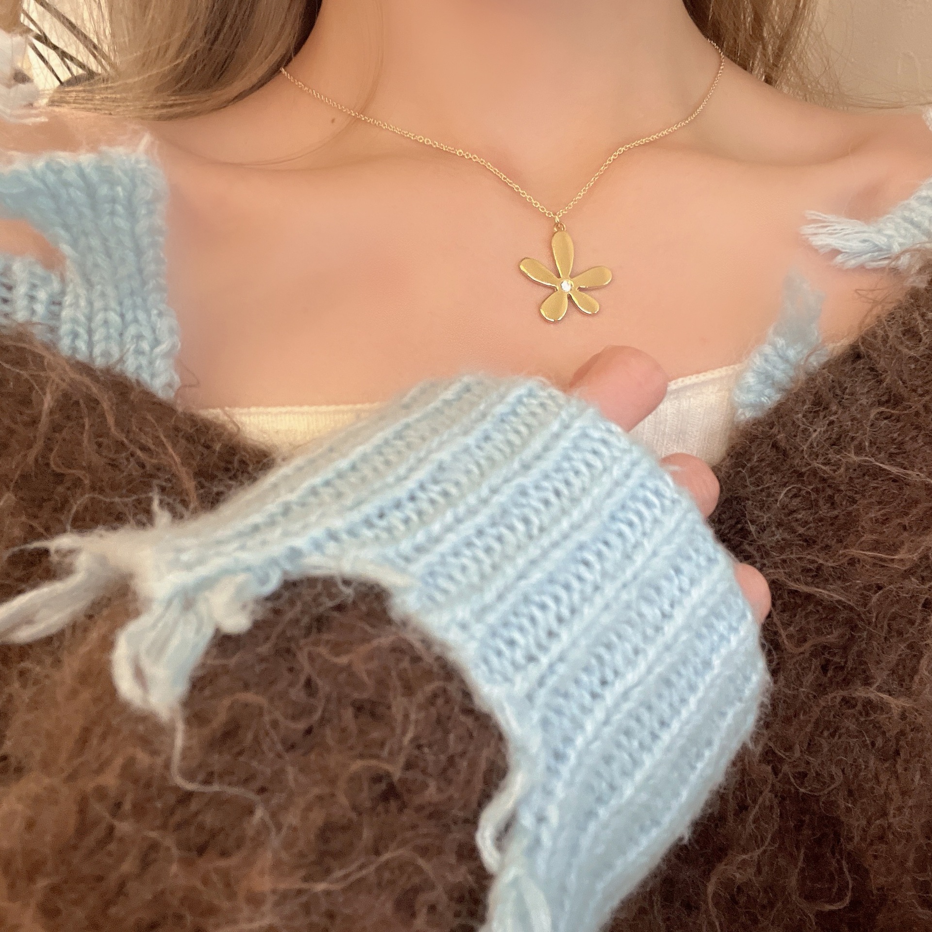 【Top-notch quality】2022 spring new simple Joker necklace fashion diamond neck clavicle chain women