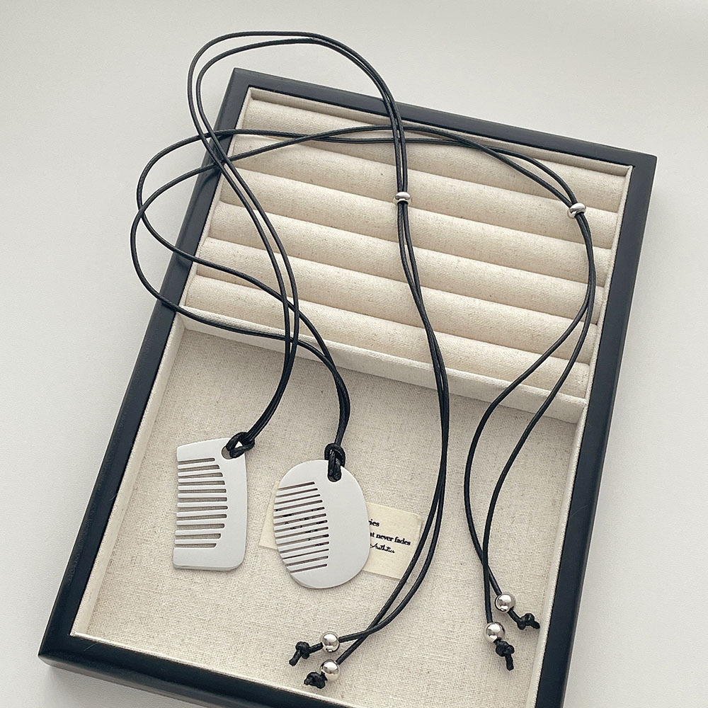 【New arrivals】silver Small Comb Necklace Retro Long Pendant Women's Niche Design New Woolen Chain High-end Fashion Accessories