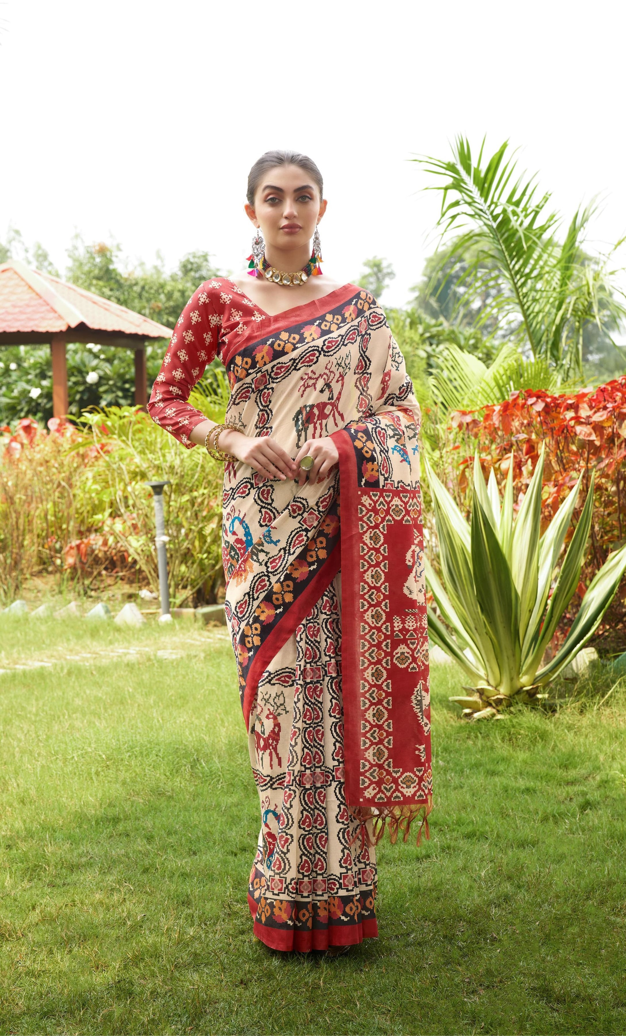 Premium Patola Saree in Soft Tussar Silk By Sapnaaz Fashion