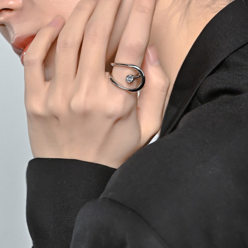 certifications】Simple Hollow Single Diamond Twisted Line Ring Niche Design Temperament Metal Geometric Finger Ring Accessories