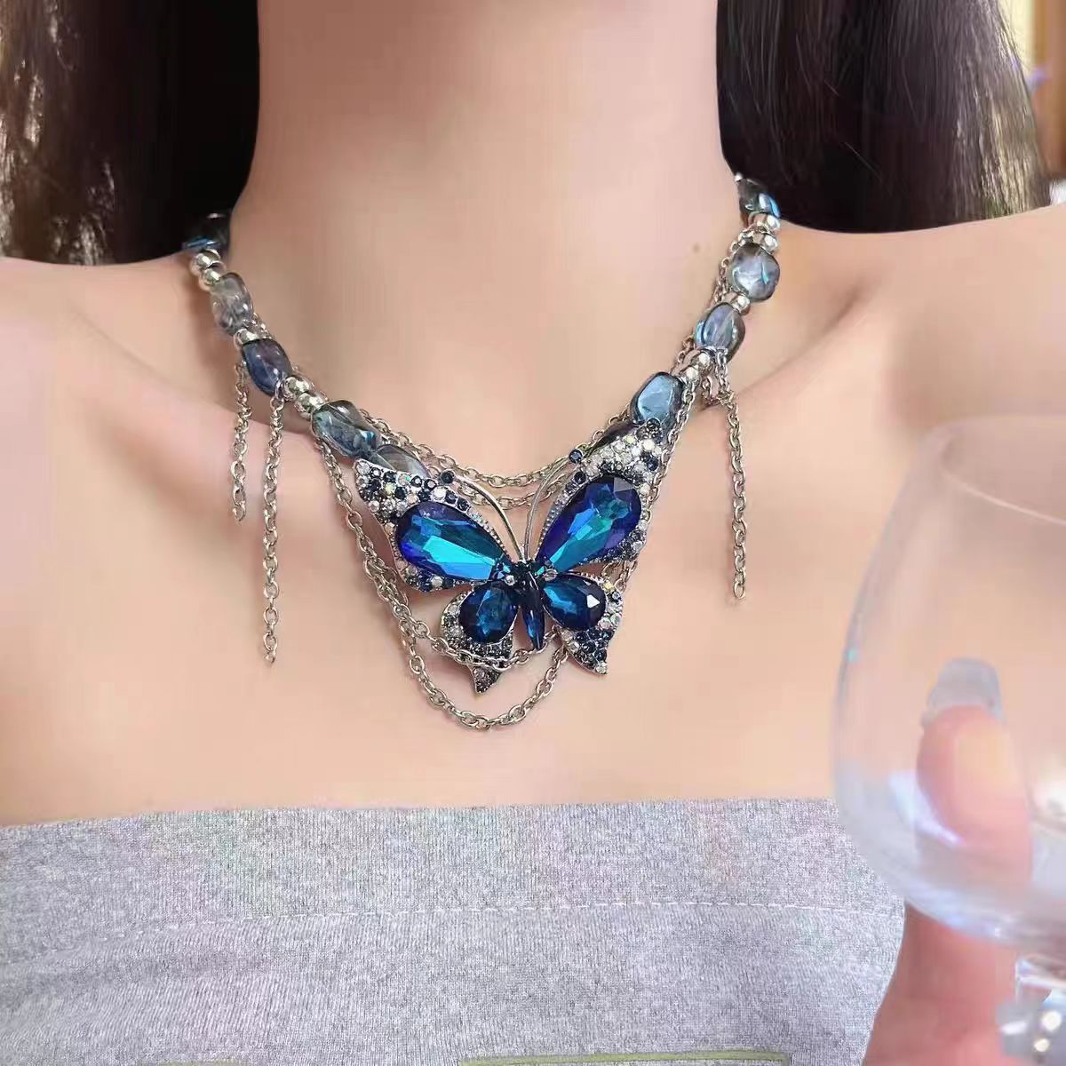 【Mega Sale】Blue Heavy Butterfly Necklace Women's Accessories Lockbone Chain Neckchain Light Luxury Niche Design Sense New
