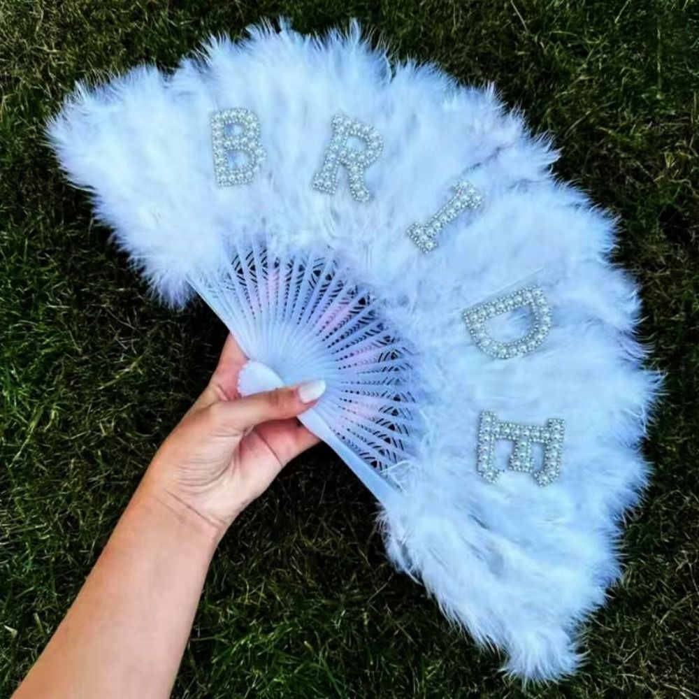 New Elegant Vintage Hand Fan Lace Photography Prop White Fur Folding Fan Multicolor Chinese style Hanfu Accessories Dance Performance Fans Hand Held Party Decoration