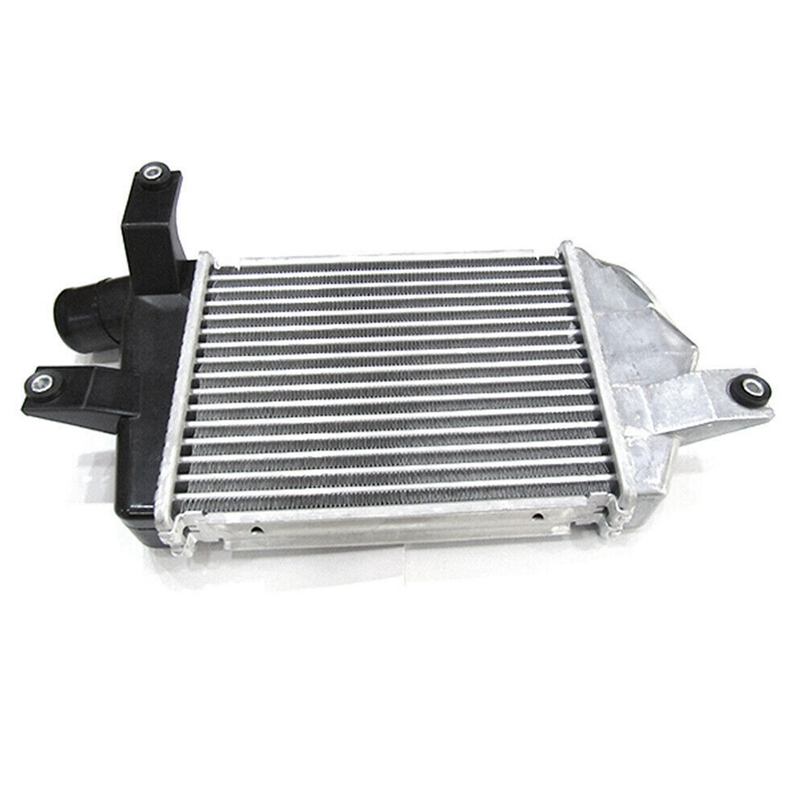 For Triton L200 2.5L 2.8L 4D56 4M41 Intercooler MN135001 Replacement
