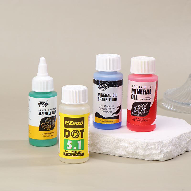 60ML Bicycle Brake Mineral Oil / Dot Oil DOT5.1 Hydraulic Disc Brake Fluid For Oil Dishes Bicycle Maintenance And Repair Tools CF8