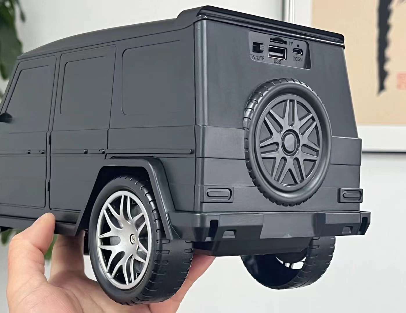 Kisonli B3 Car Design Wireless Speaker With Solar Charge Feature Good Sound Good Bass