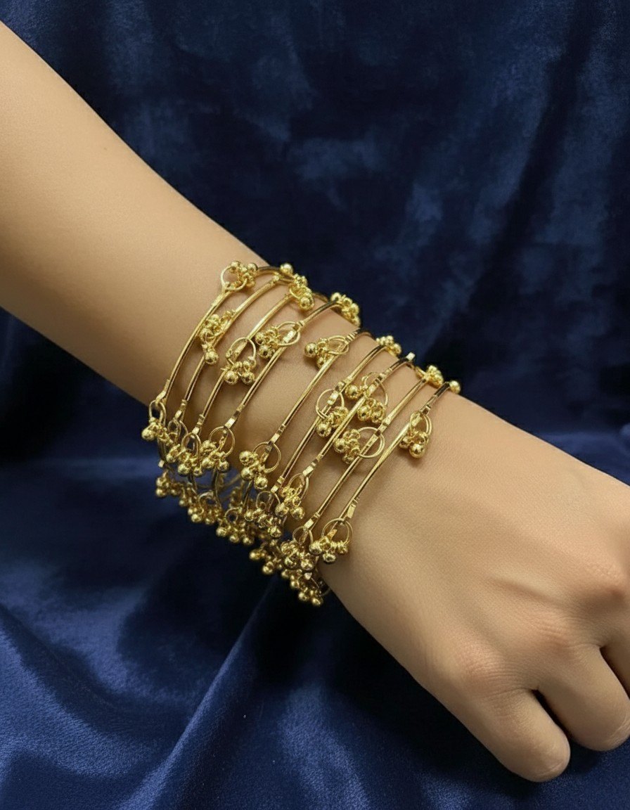 FR-MGS Set of 4 Pieces Set of New Kashmiri Traditional Bangles Set for Women | Gold Plated Handcrafted Ghungroo Bangles | Set of 8 Pieces Viral Chura Kasmiri Bangle Golden | Mix and Match with Any Bangles