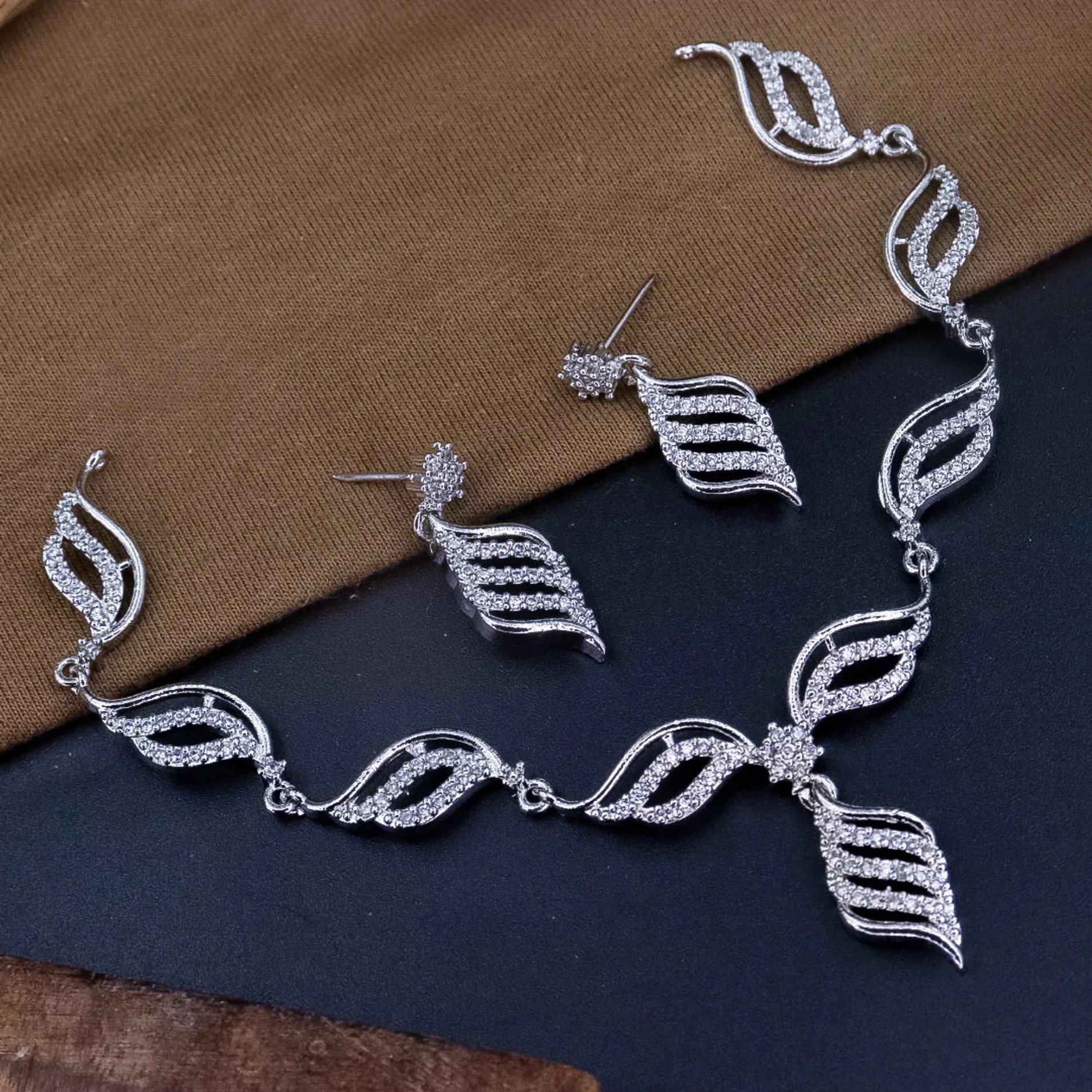 Alloy Silver Jewel Set For Women
