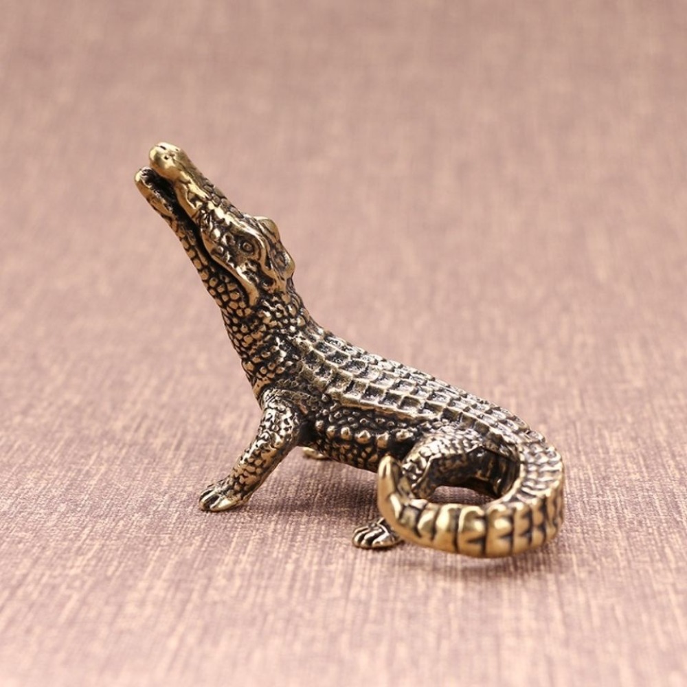Portable Alloy Crocodiles Statue Multipurpose Vintage Crocodiles Pendant Mini Crocodiles Toy Figurines Office Desk