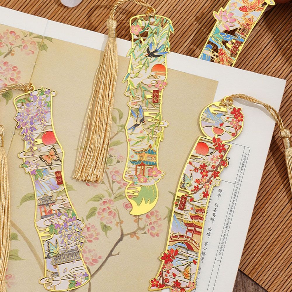Creative Chinese Style Metal Bookmarks Portable Students Reading Tool Hollow Hot Stamping Bookmark Long Tassel Bookmarks Stationery Gifts