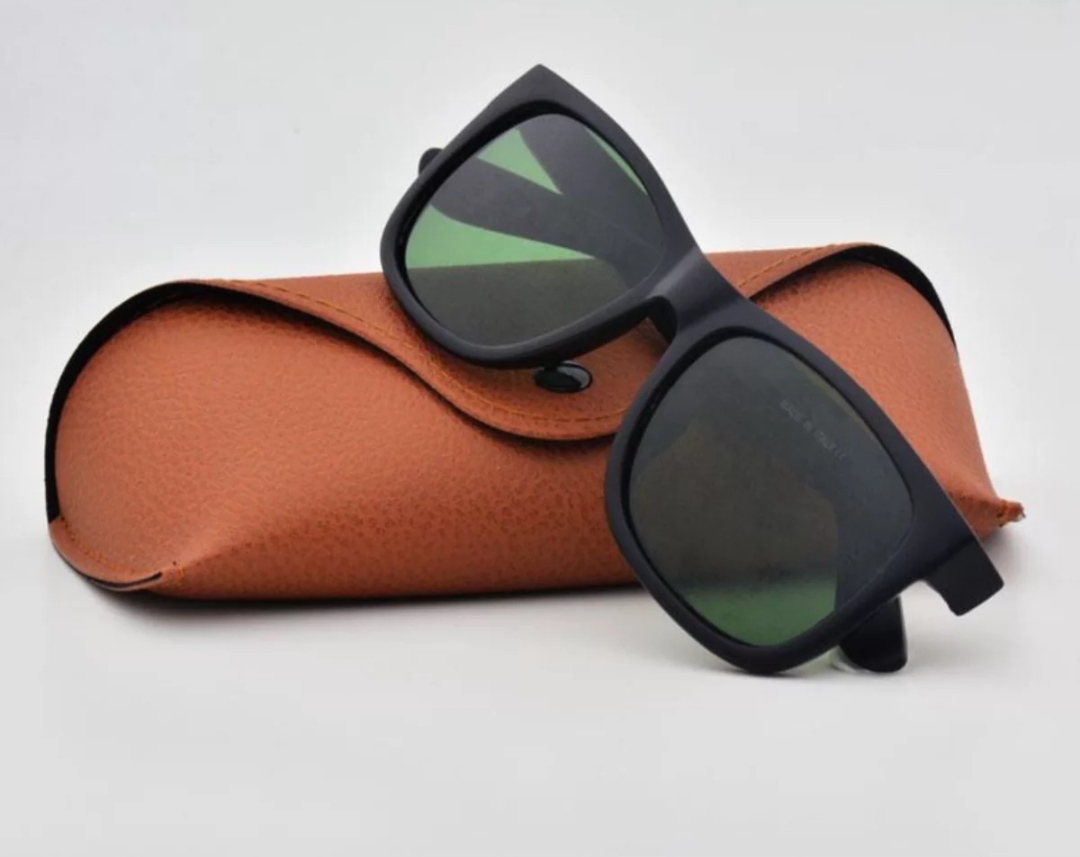 Wayfarer Brand Designer Justin(4165) Matte Black Diamond Hard Casual Sunglasses For Men