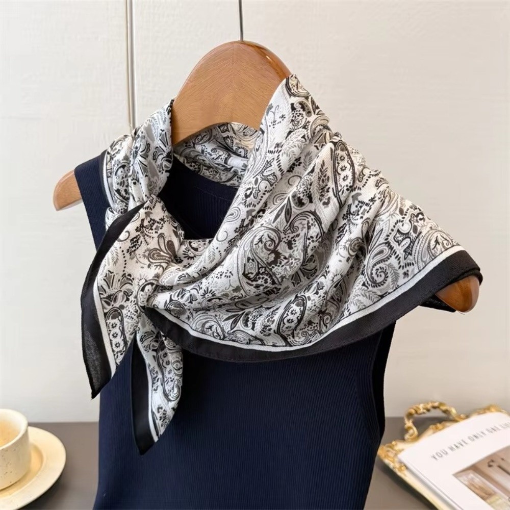 Fashion 65*65cm Square Scarfs Warm Breathable Headscarf Soft Cotton Lightweight Bandana Wraps Women