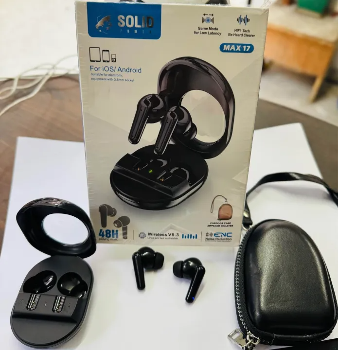 MAX 17 Gaming Earpod’s ENC Noise Reduction-48 DP 48H playing music