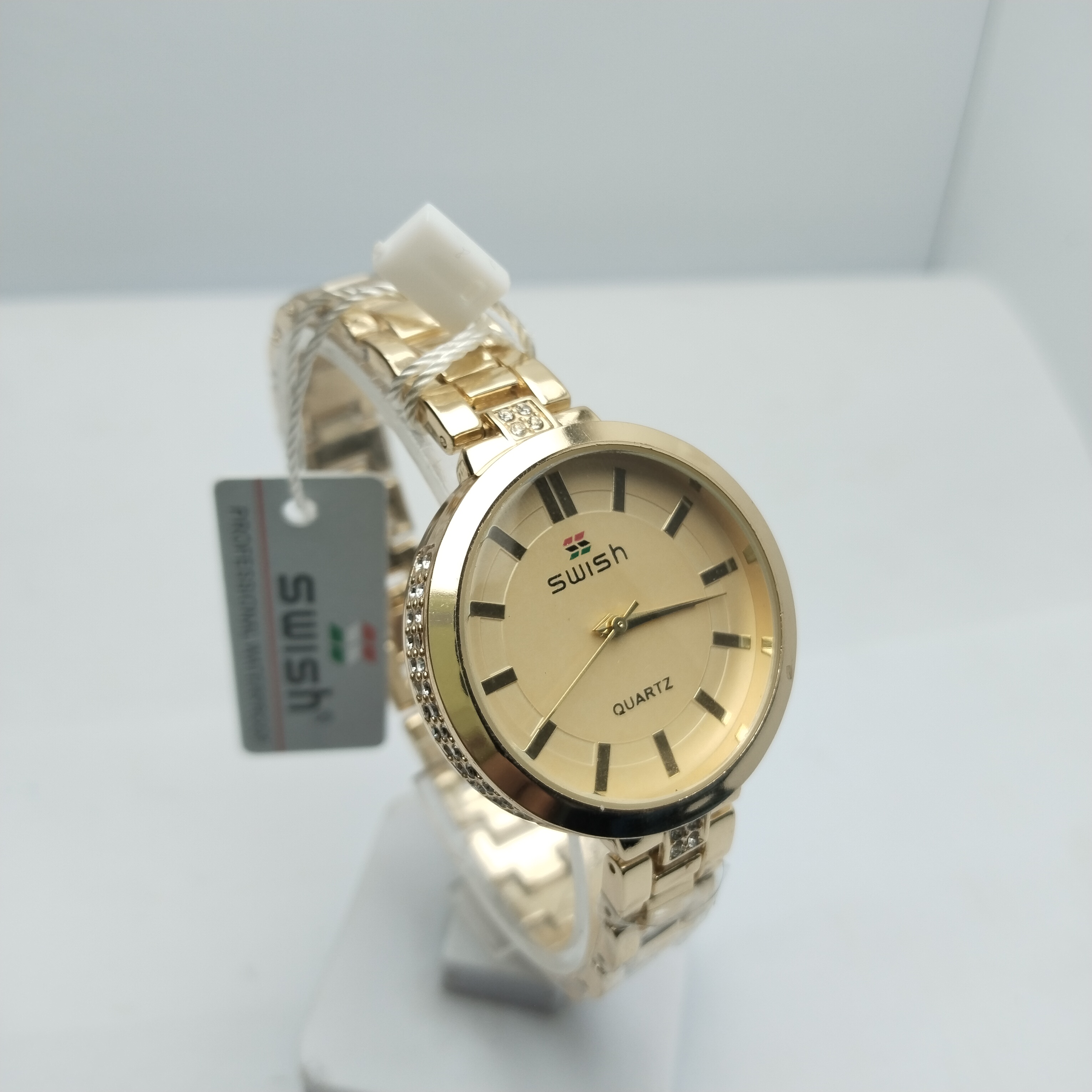 Stylish Stainless Steel Golden Chain Round Multi Color Waterproof Casual Watch For Women || Sold By Time Plaza