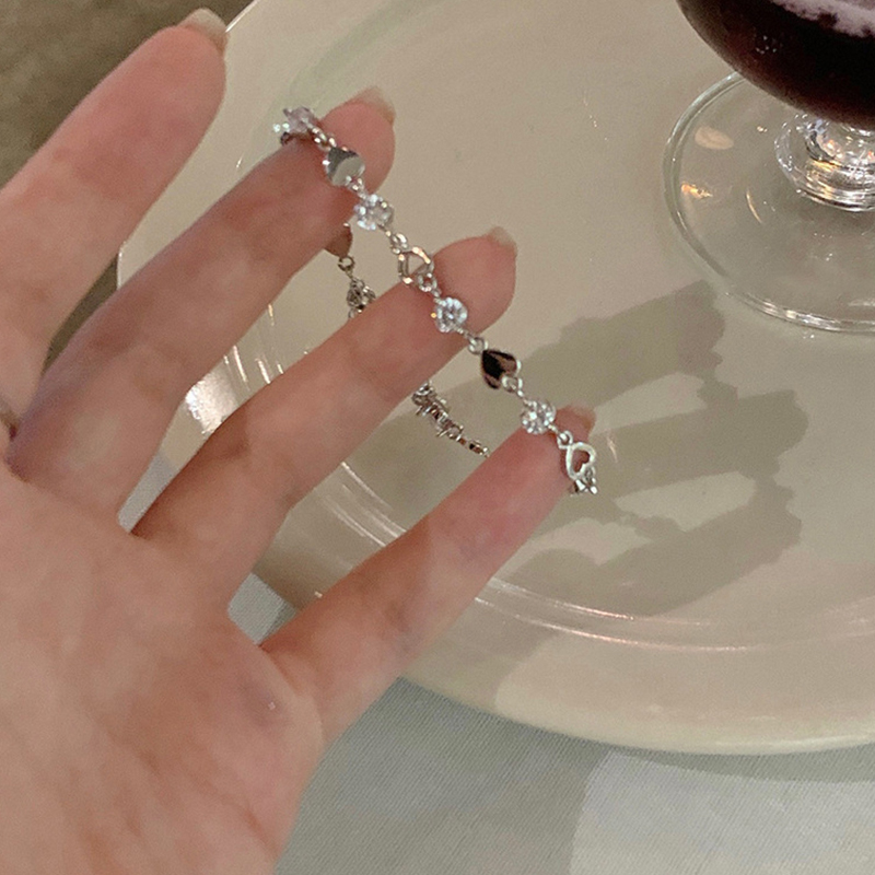 Personalized Sweet Love Heart Zircon Bracelet Temperament Adjustable Bracelet Hollow Heart Cute Women's Bracelet Jewelry 5a63