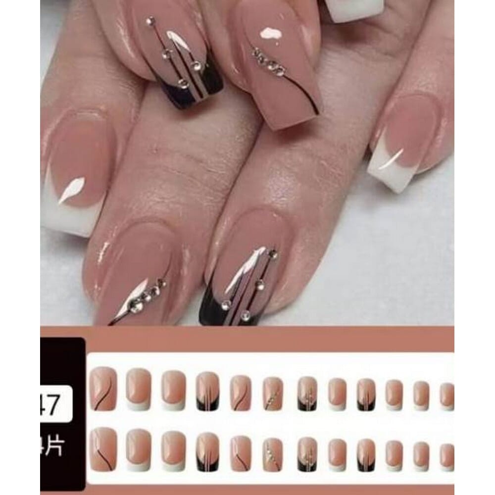24 Pieces Artificial Press-On Nails - Easy Apply Fake Nails with Glue Tape for Casual & Everyday Wear