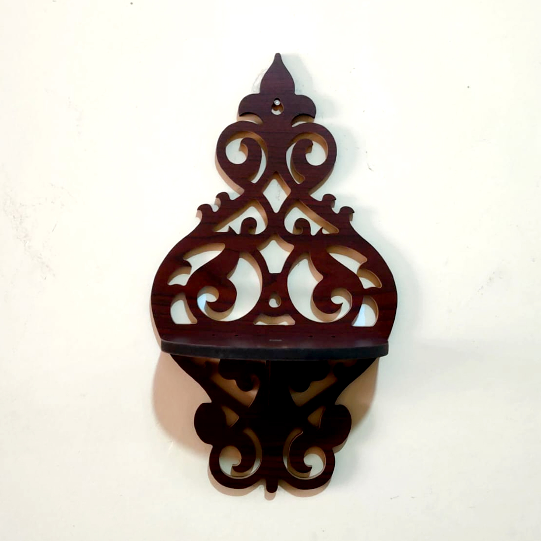 Classice Design Wooden Wall Rack for Home Decor