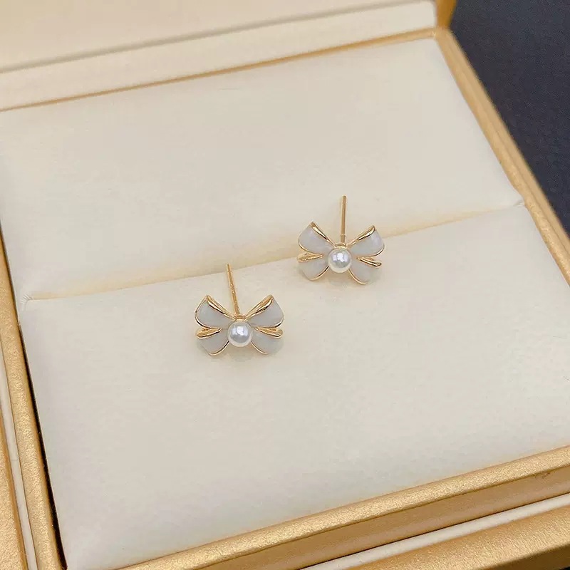 【New arrival】Japanese and Korean Style Mini Bow Earrings Women's Vintage Light Luxury Elegant Simple Sweet Silver Pin Earrings New Arrival