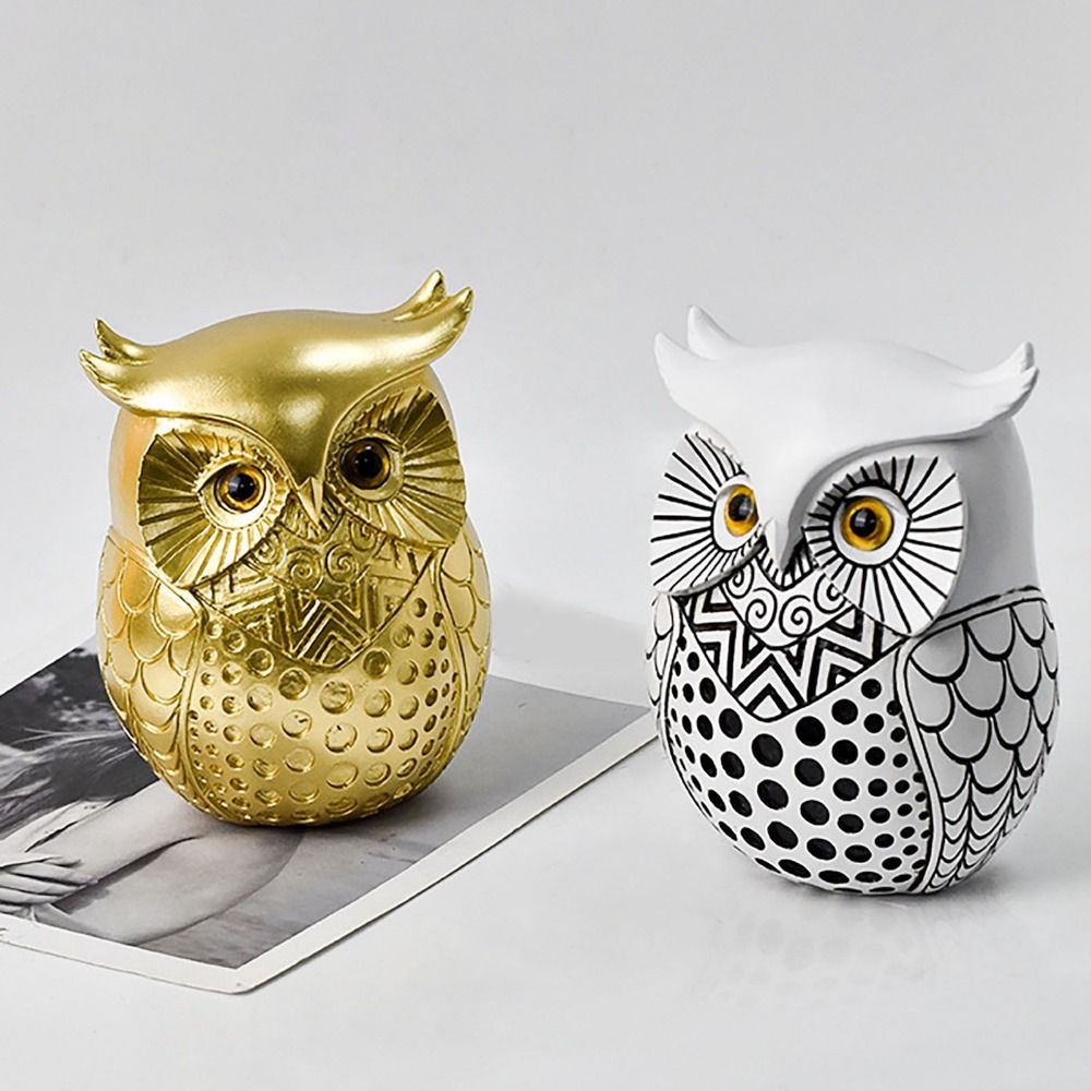 Simple Resin Craft Owl Figurine Cartoon Handmade Owl Statue Cute Animal Sculpture Office