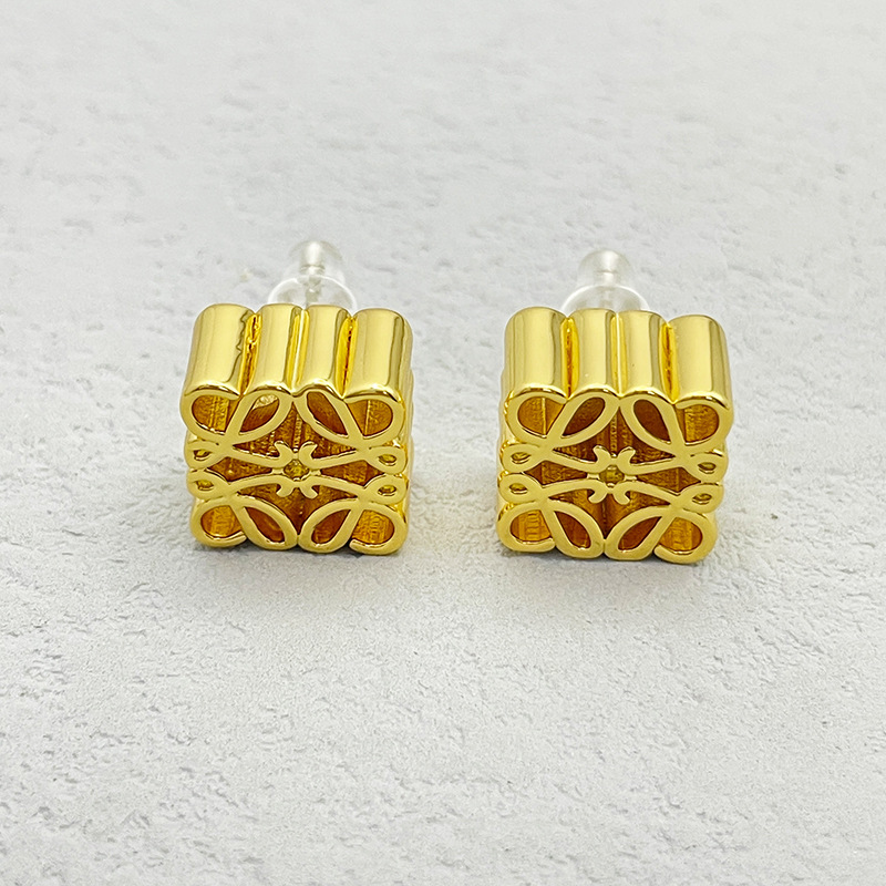 【Mega Sale】New French Luojia Moon Cake Earrings Copper Plated 18K Earrings Women's Light Retro Sense