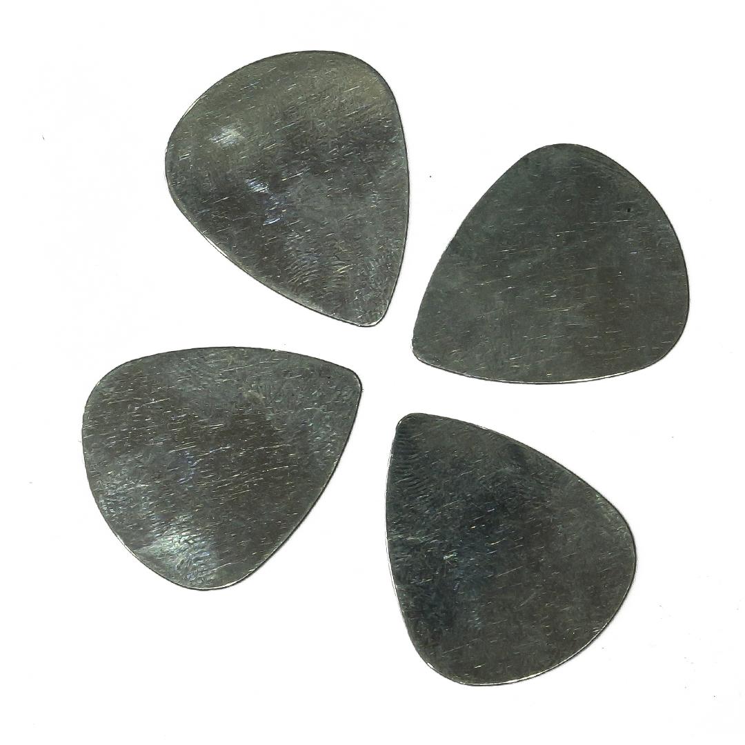 Alice Metal Pick 4 Pieces Of Combo