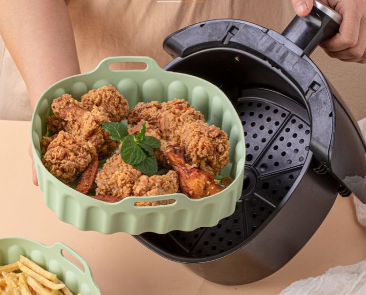 Square Silicone Tray For Air Fryer 15CM