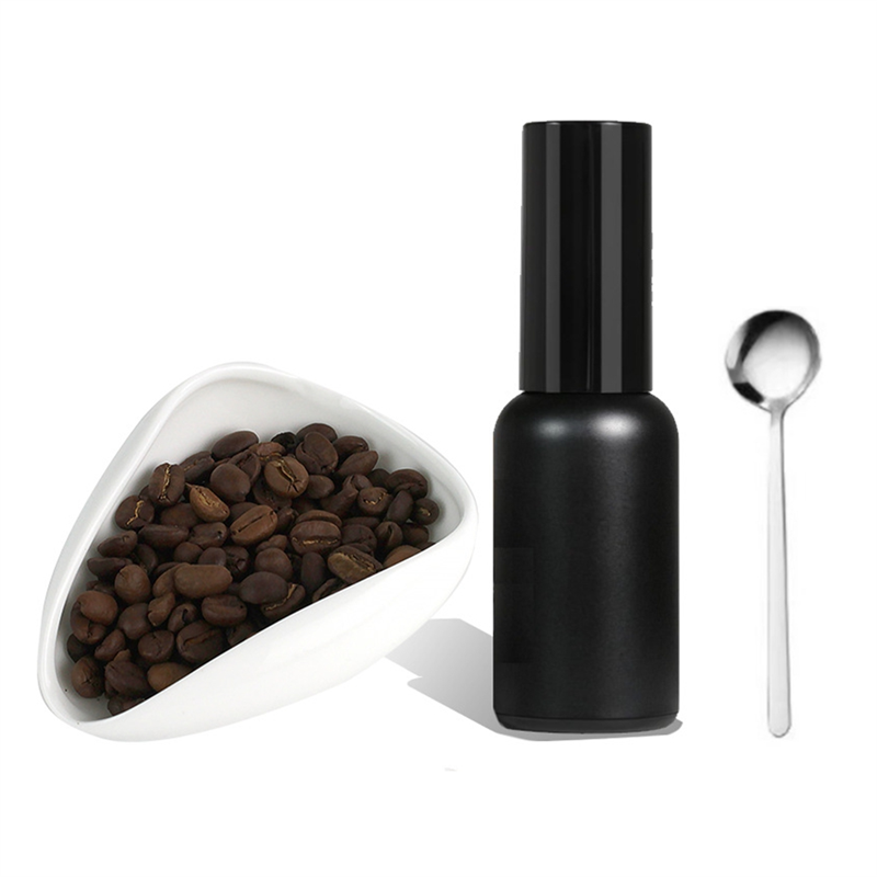 JAERBEE Coffee Bean Dosing Cup and Sprays Bottle Set Ceramic Coffee Bean Container for Vessel Espressoy with 30ml Sprayer White