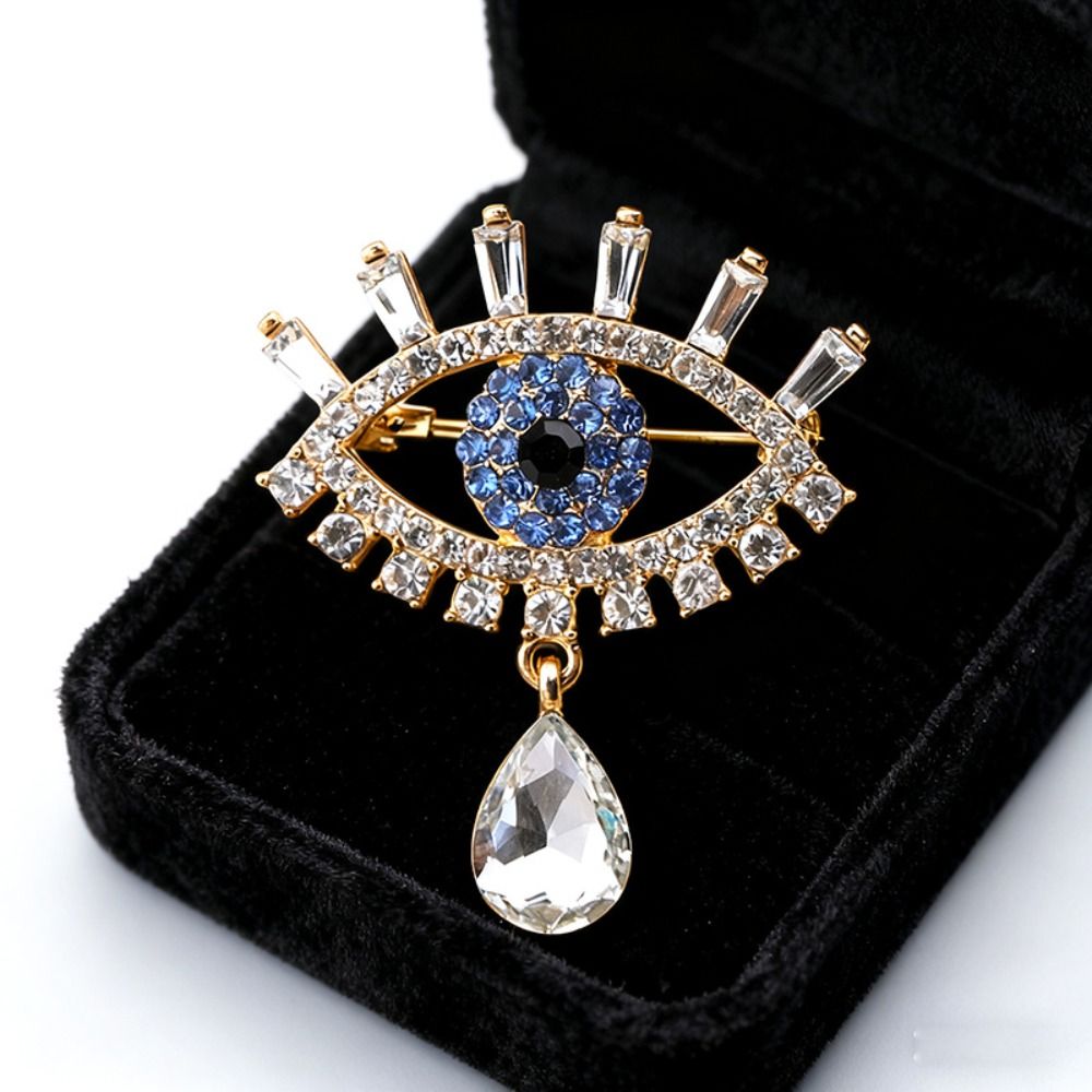 Mini Decoration Eye Brooch Pin Pendant Hollow Out Eye Brooches Vintage Banquet Clothes Pin Gifts