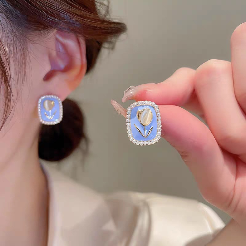 【New Arrivals】2023 New Fashionable Light Luxury Tulip Flower Earrings Female Niche Design Sweet Cute Earrings