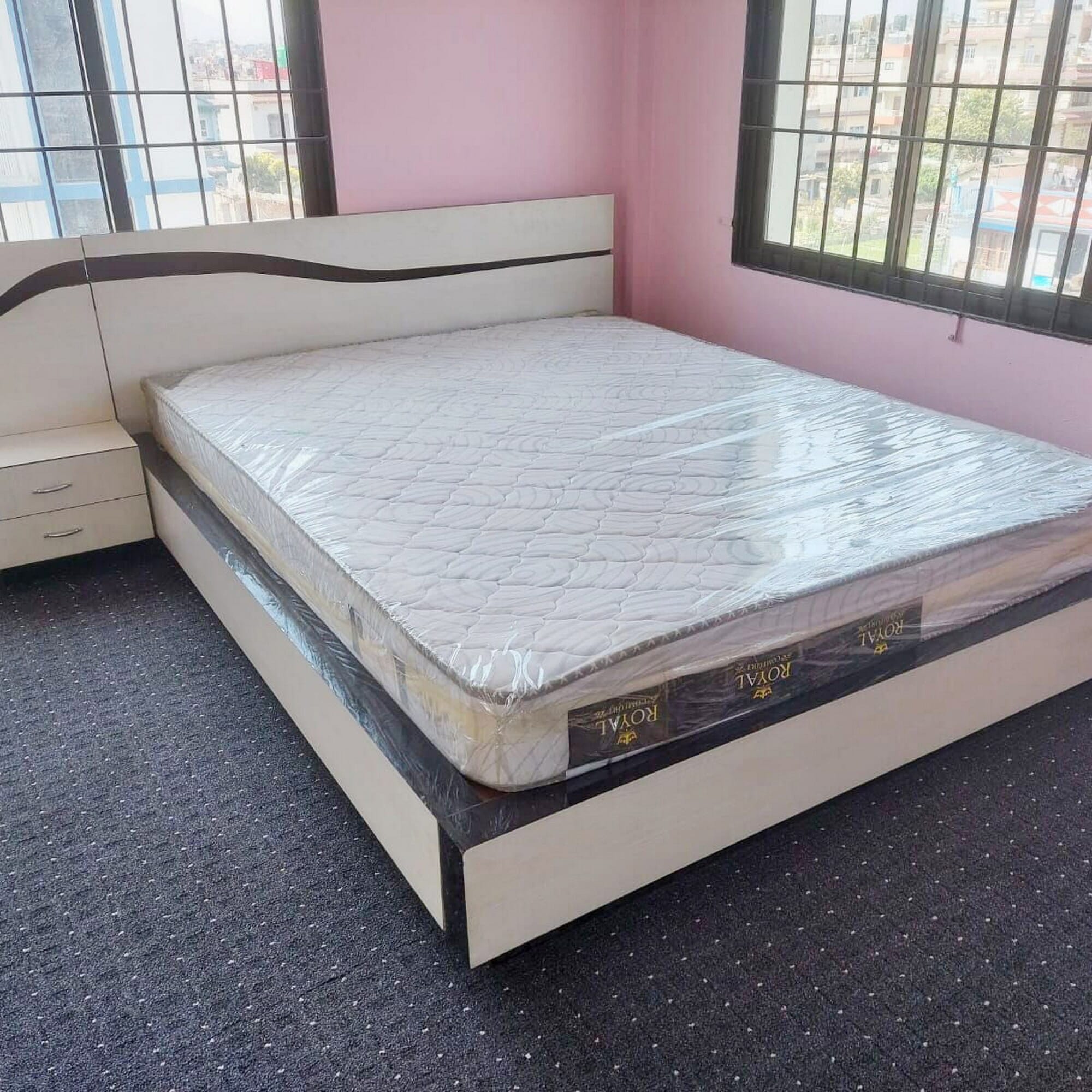 White Bed With Mattress _ ( 5Ft× 6.5Ft )