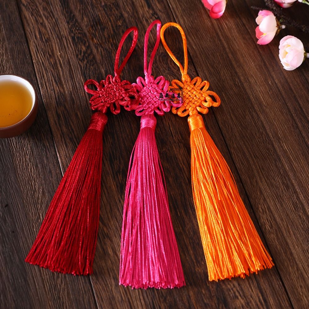 Creative Small Size Chinese Knot Tassel Chinese Style DIY Handmade Chinese Knot Pendant Traditional Polyester Gift Box Pendant Car