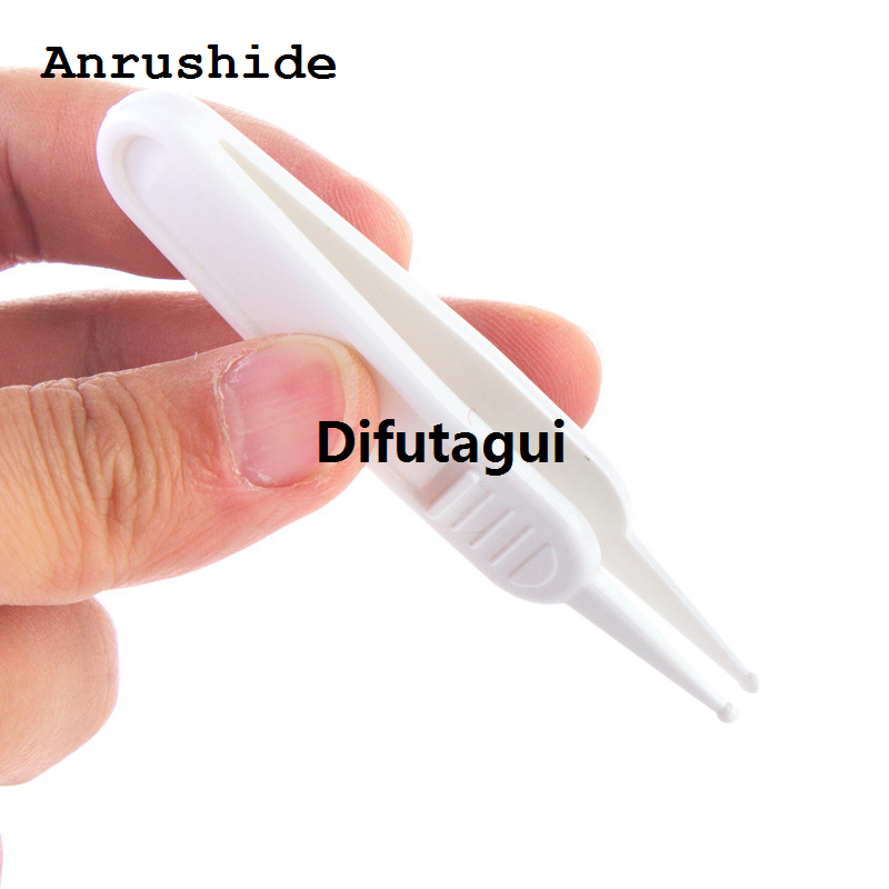 Difutagui Toiletries Baby booger clip Baby daily New style 2025 care tweezers round head clip
