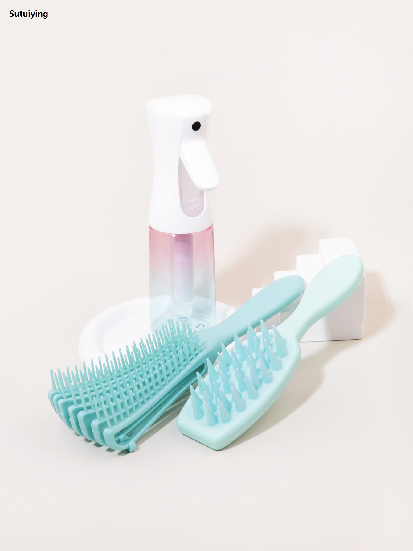 Sutuiying 3PCS/set hair brush set, spray bottle, silicone shampoo brush, New style suitable for all kinds of hair, scalp massage hair comb set
