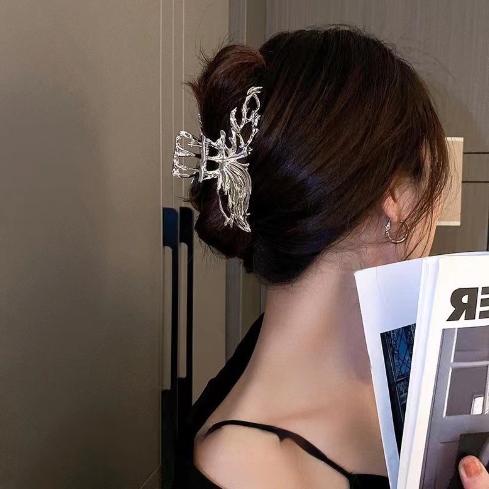 Fashion Y2K Geometric Hair Claw Clip Vintage Alloy Silver Black Hairpin Back of head Elegant Headdress 2024 New Headwear