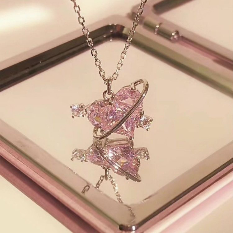 【New Arrivals】New Love Planet Necklace Female Ins Niche Design Light Luxury Sweet Elegant Girl's Pink Diamond Love Clavicle Chain