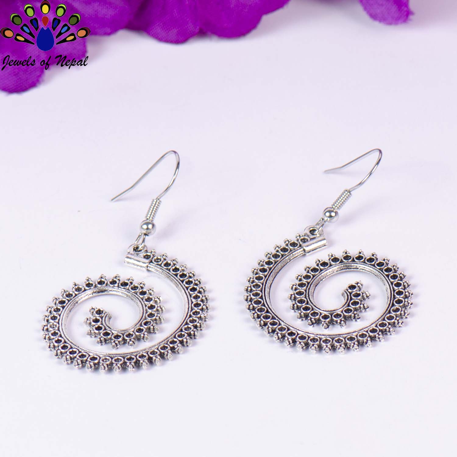 Golden / Silver Spiral Round Cut Patterned Earrings