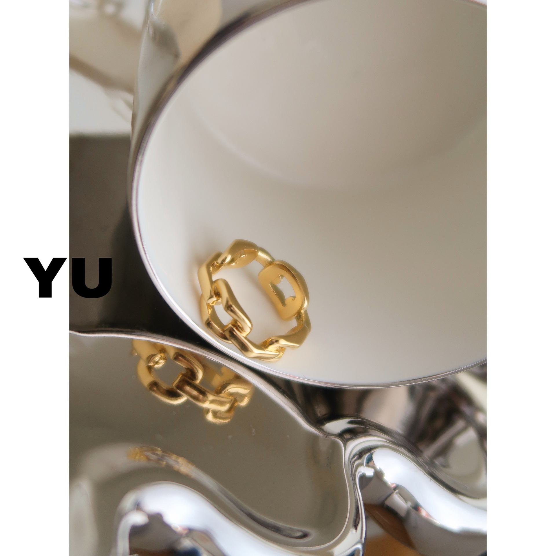 【New arrival】With Yu jewelry square chain ring women's personality titanium steel plated 18K gold hot girl design sense hollow ring