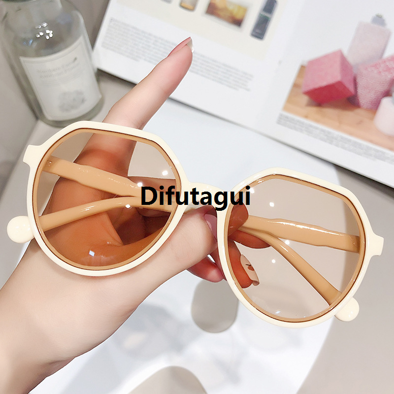 Difutagui Profesional [ New ]2021 Women's Small Frame Milk Tea White Sunglasses Portable in Vintage Sunglasses Korean Style Small Face Sun Glasses