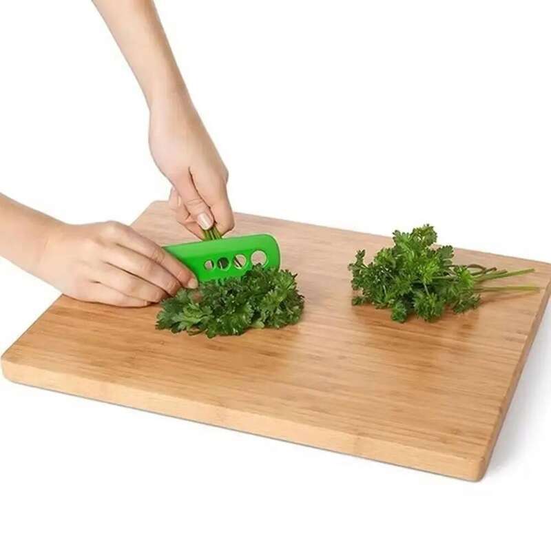 1pc Multifunctional Peeler, Creative Kitchen Tool, Coriander Leaf Remover, Rosemary Chopper