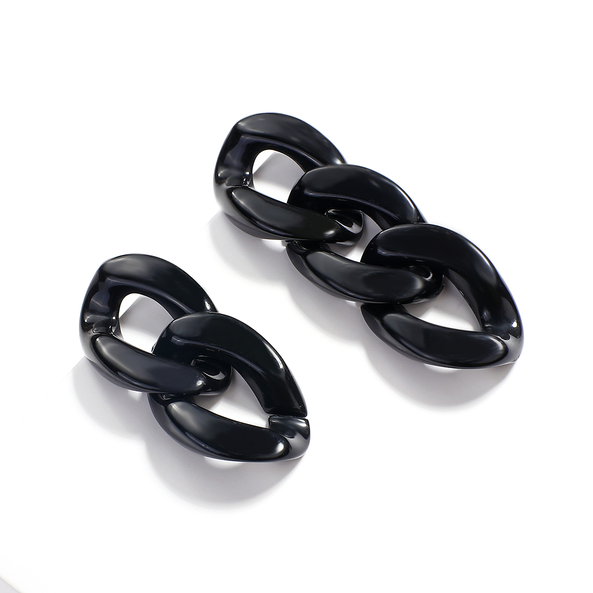 【Happy LifeStore】Lifefontier 2023 New Asymmetry Chain Earrings Acrylic Geometric Black White Resin Drop for Wo Boho
