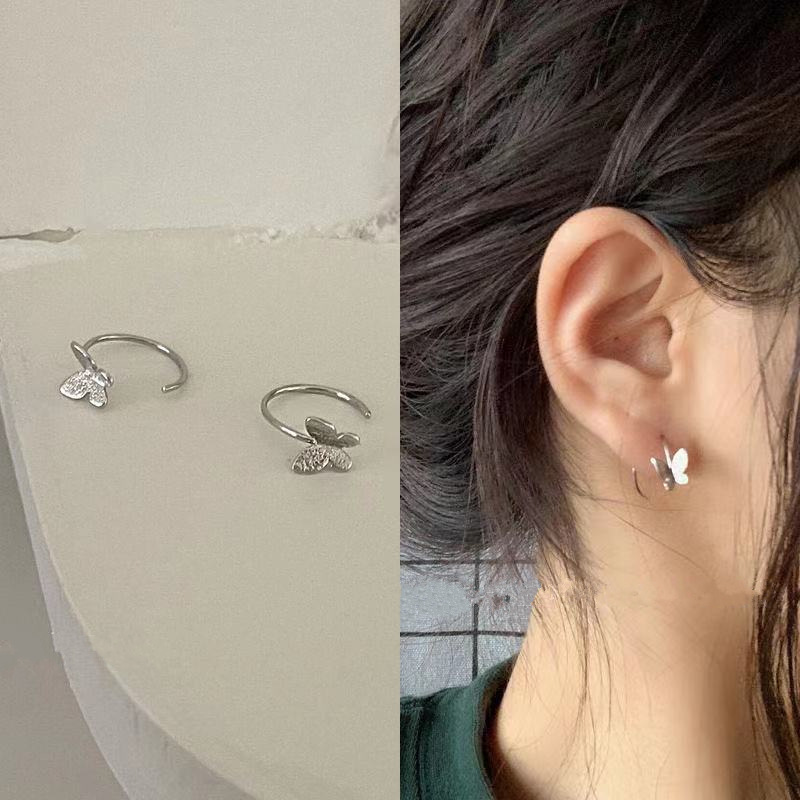 【Special offer】New Korean-style Butterfly Ear Studs Female Niche Design Sense Exquisite Small Ear Hook Sweet Simple Elegant Student Earrings