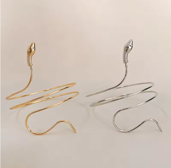 1 Piece "Elegant Vintage Retro Gold Snake Coil Bracelet for Women - Adjustable Twisted Spiral Arm Cuff Bangle, Bold Statement Jewelry Accessory for Unique Style"