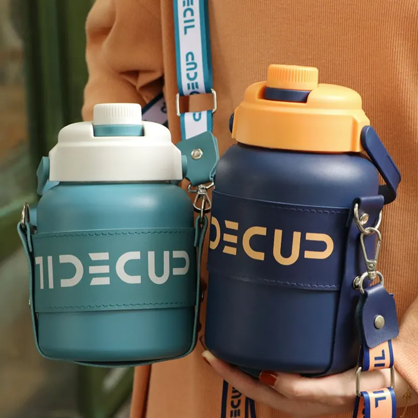 Reausable 1100ML/900ML Large Capacity Insulated Water Bottle with Straw Stainless Steel Children's Thermal Cup Leakproof Portable Sport Watter Bottle Travel School Office
